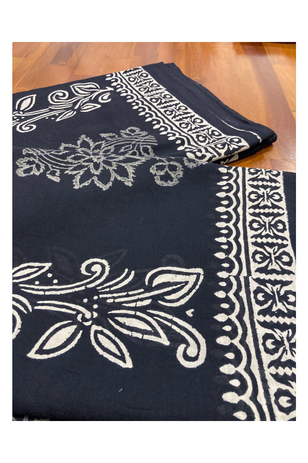 Southloom Soft Cotton Printed Black Floral Designer Saree