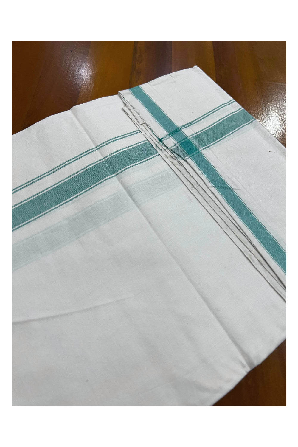Southloom Premium Handloom Pure White Single Mundu with Green Border (Lungi)