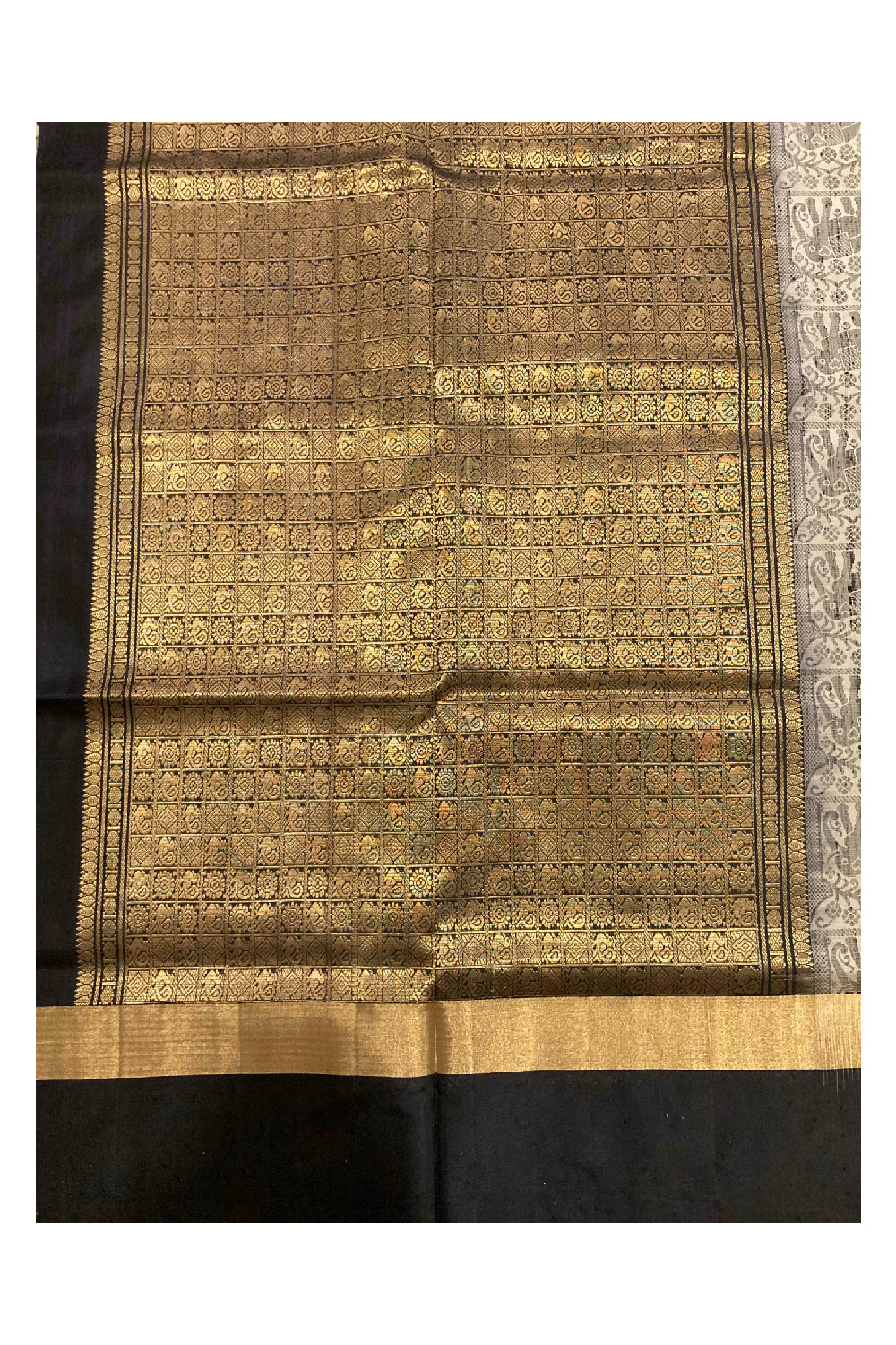 Southloom Handloom Pure Silk Kanchipuram Saree in Grey Elephant Motifs