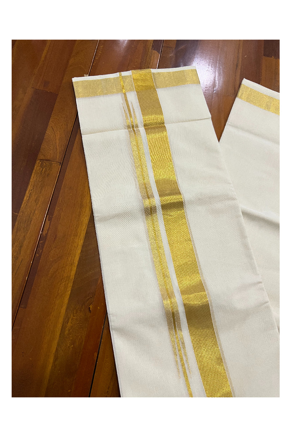 Southloom Kuthampully Handloom Pure Cotton Mundu with Kasavu Chutti Border (South Indian Dhoti)