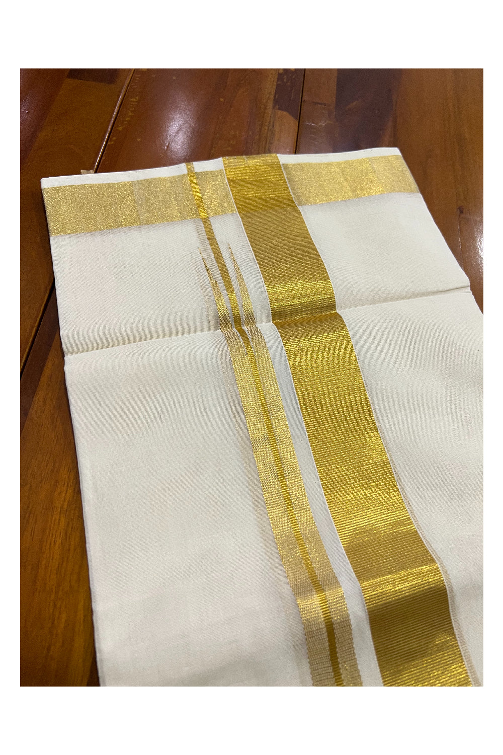 Southloom Kuthampully Handloom Pure Cotton Mundu with Kasavu Chutti Border (South Indian Dhoti)