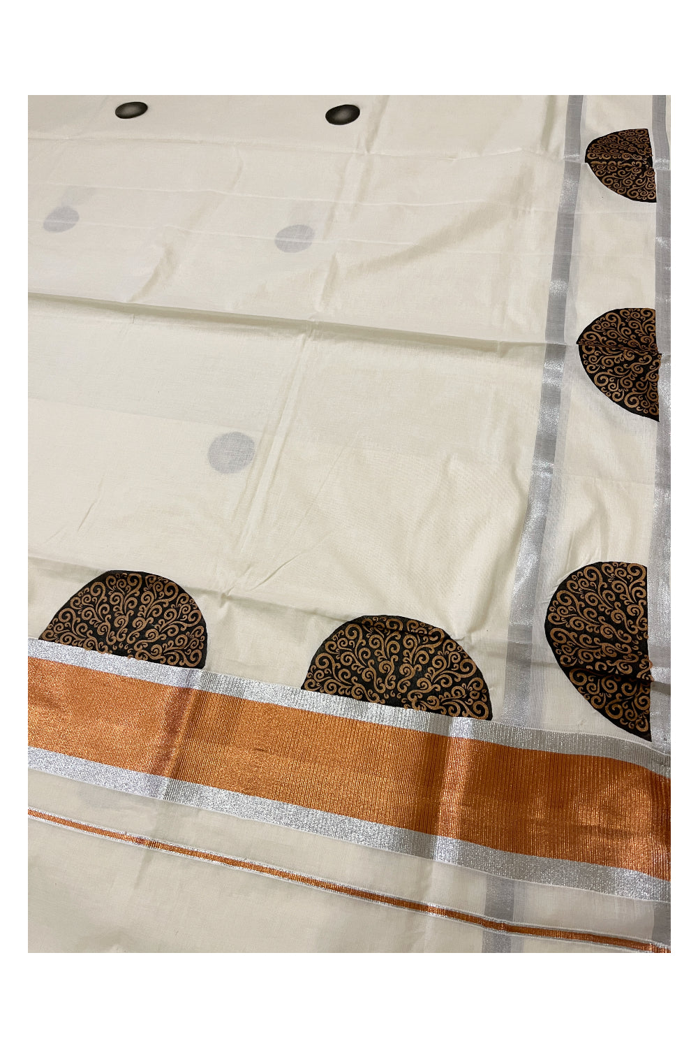 Kerala Cotton Silver and Copper Kasavu Border Saree with Block Printed Design