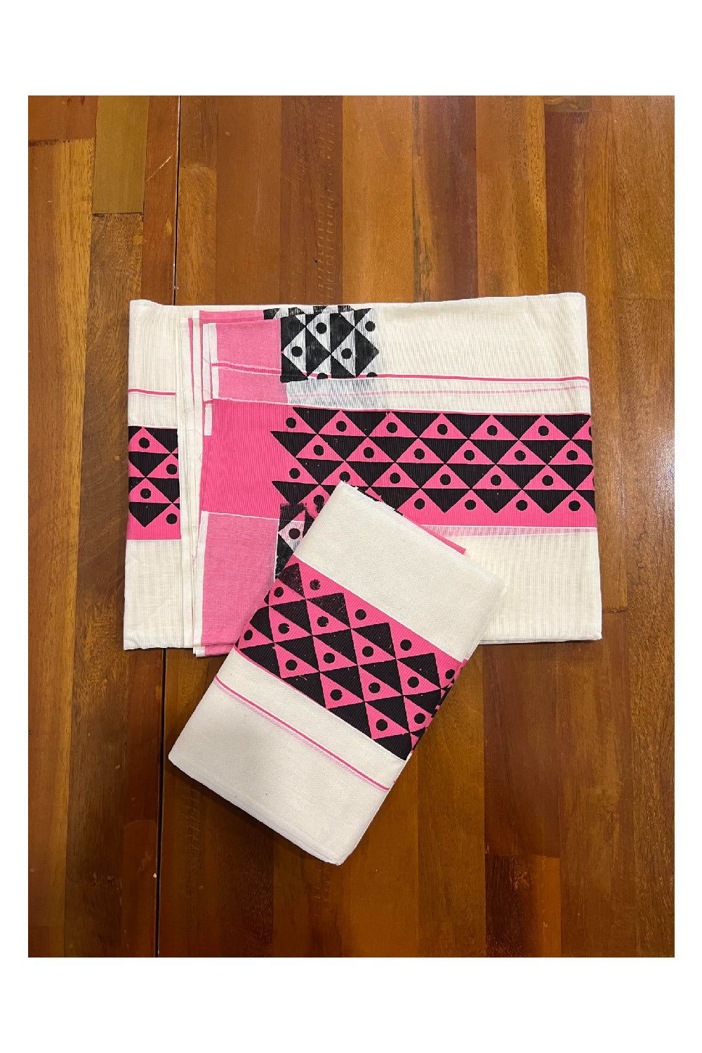 Kerala Cotton Mundum Neriyathum Single (Set Mundu) with Pink Black Block Print Border