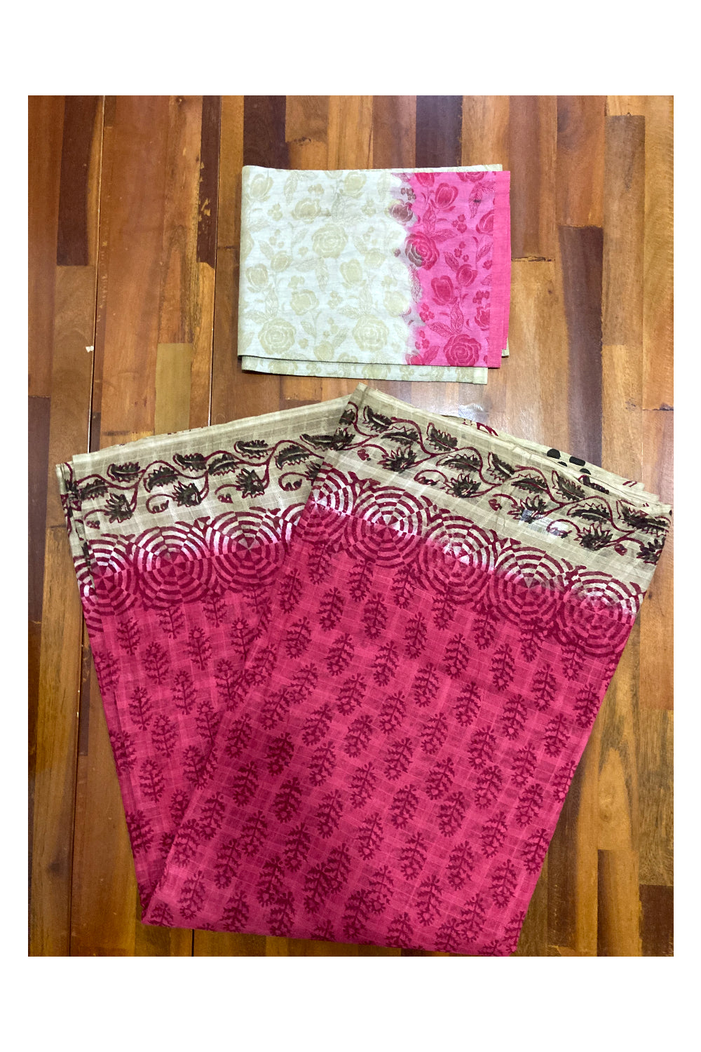 Southloom Cotton Printed Red Designer Saree with Floral Printed Blouse Piece