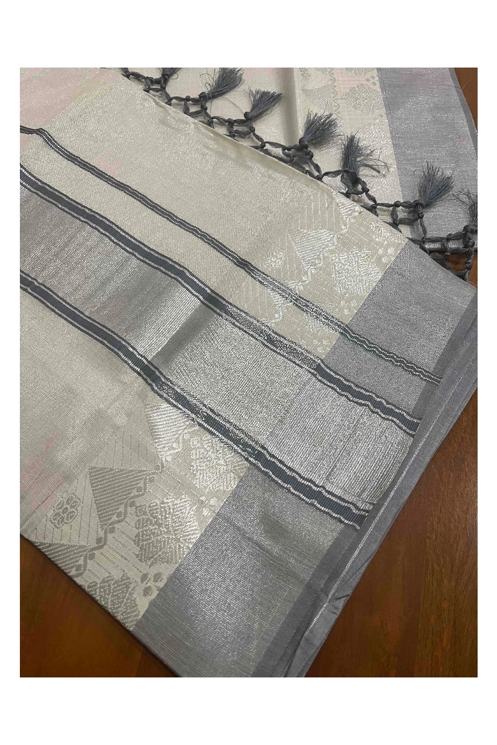 Kerala Silver Tissue Plain Saree with Grey and Silver Border