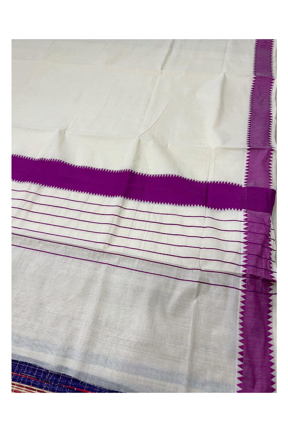 Pure Cotton Kerala Plain Saree with Magenta Woven Temple Border and Pallu