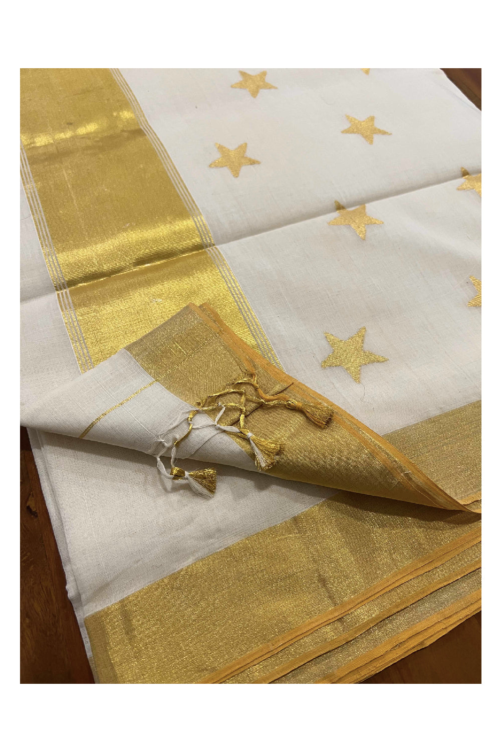 Southloom Super Premium Unakkupaavu Handloom Saree with Star Heavy Work