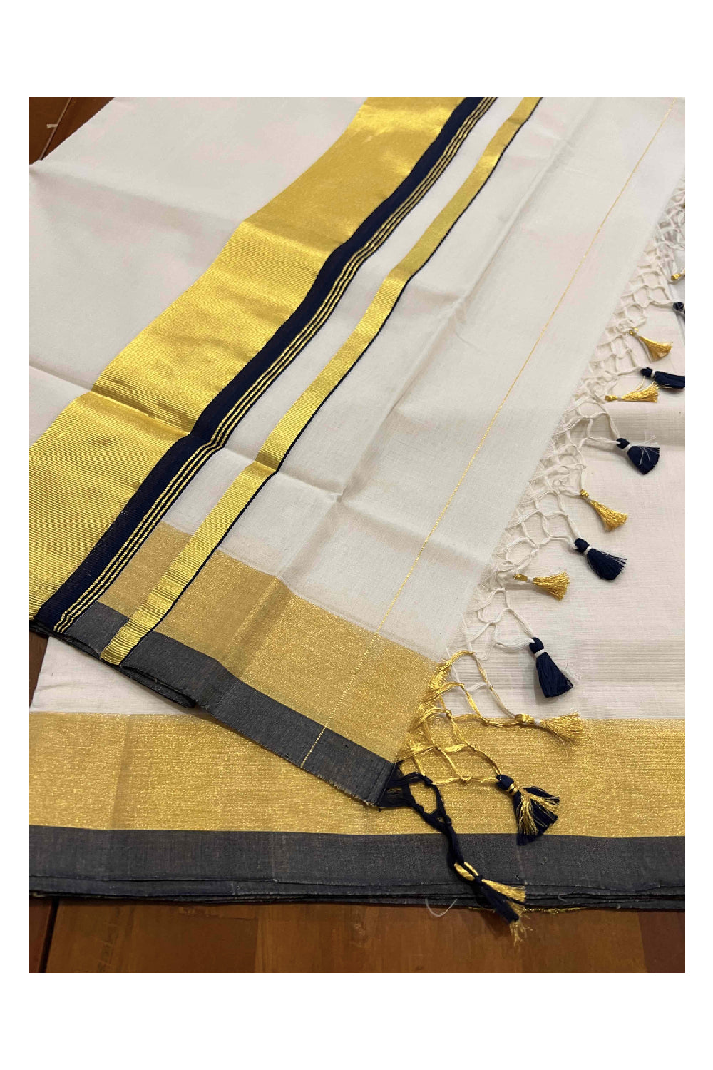 Southloom Balaramapuram Premium Handloom Wedding Saree with Kasavu and Navy Blue Border