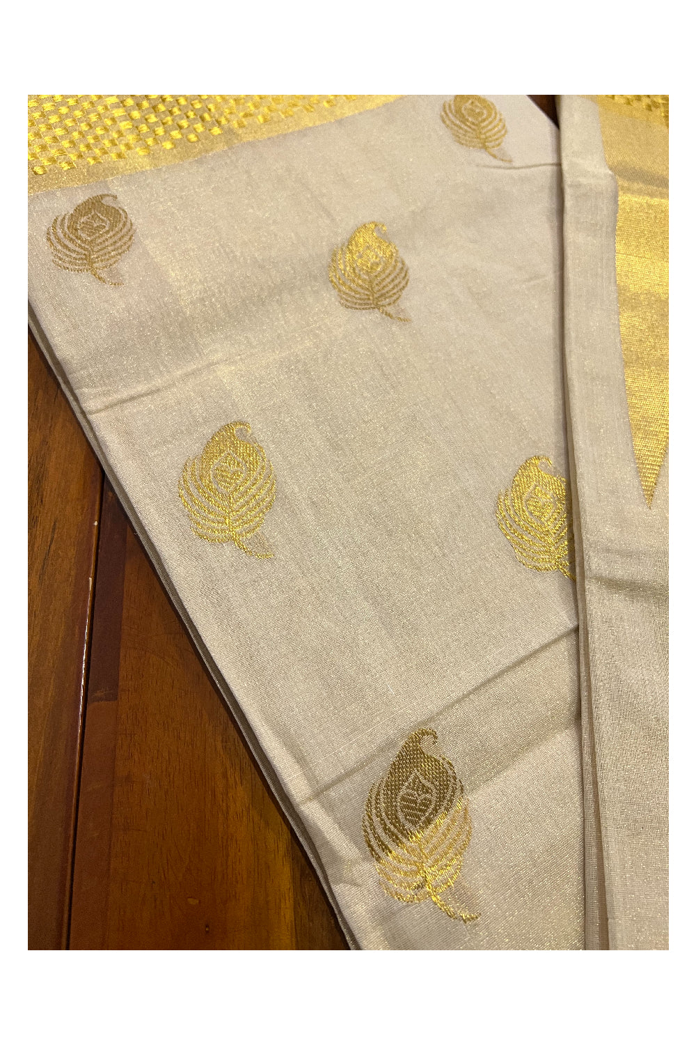 Southloom™ Premium Handloom Kasavu Tissue Handwoven Paa Neythu Border Saree with Feather Motifs on Body