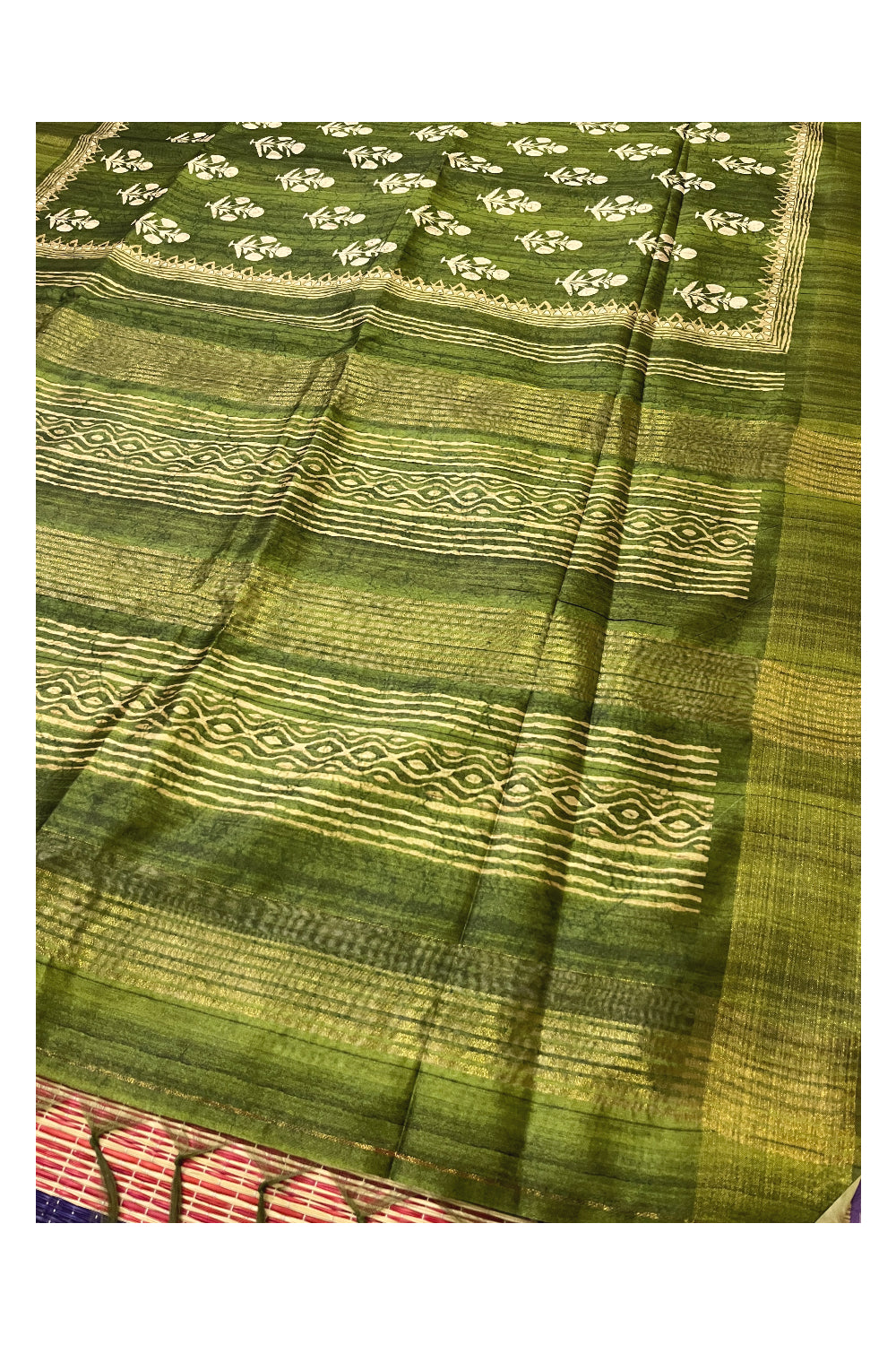 Southloom Semi Tussar Green Floral Printed Designer Saree