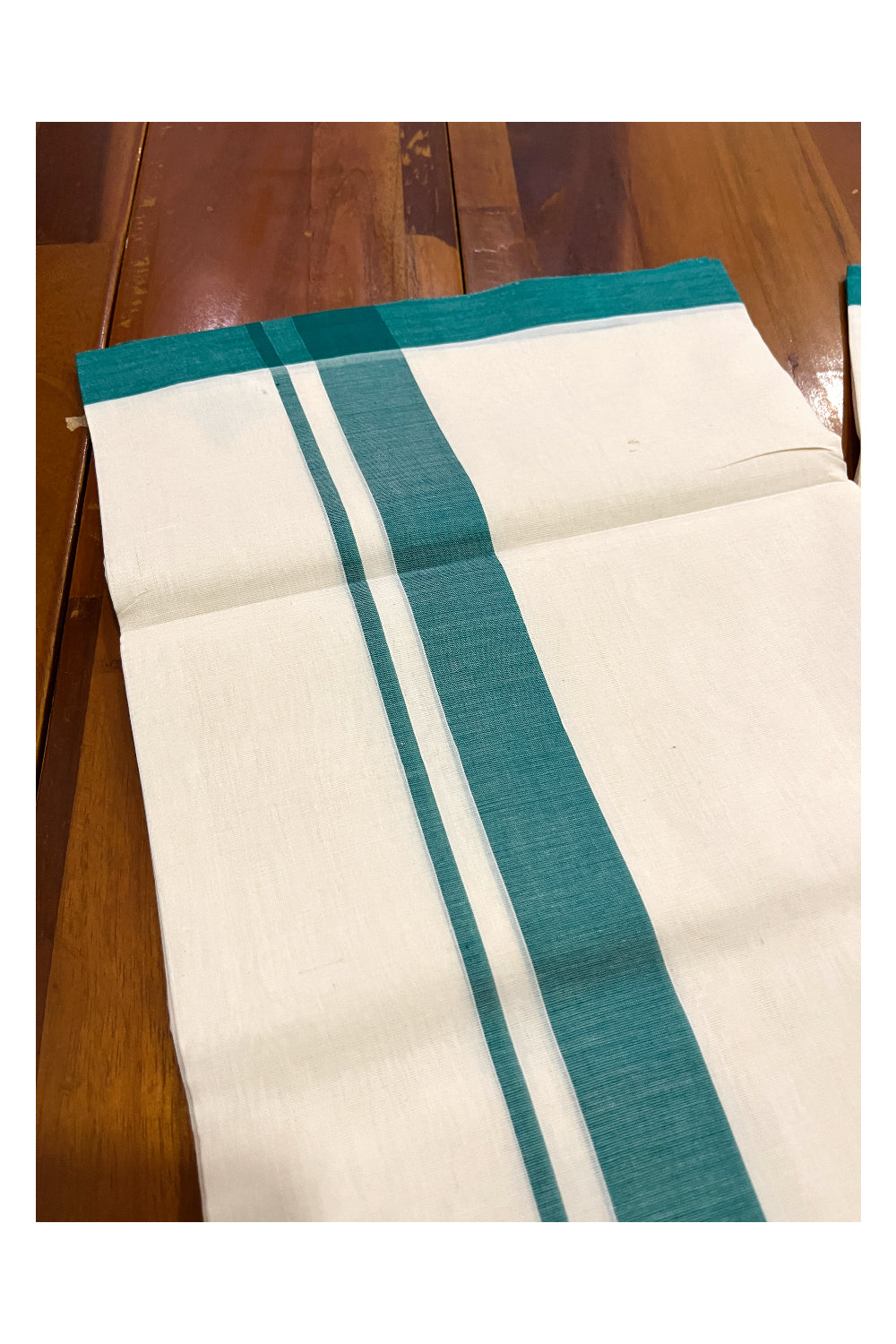 Southloom Premium Unakkupaavu Handloom Mundu with Green Border (South Indian Kerala Dhoti)