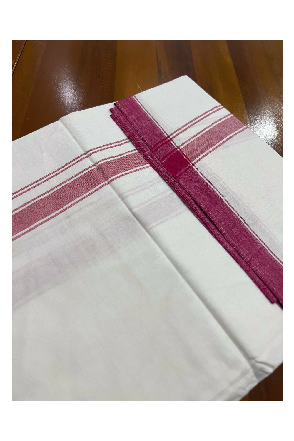 Southloom Premium Handloom Pure White Single Mundu with Red Border (South Indian Kerala Dhoti)