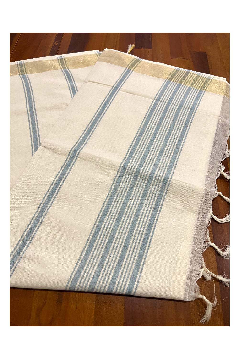 Pure Cotton Off White Kerala Saree with Blue Pallu and Lines Design Running Blouse Piece (Onam Saree 2023)