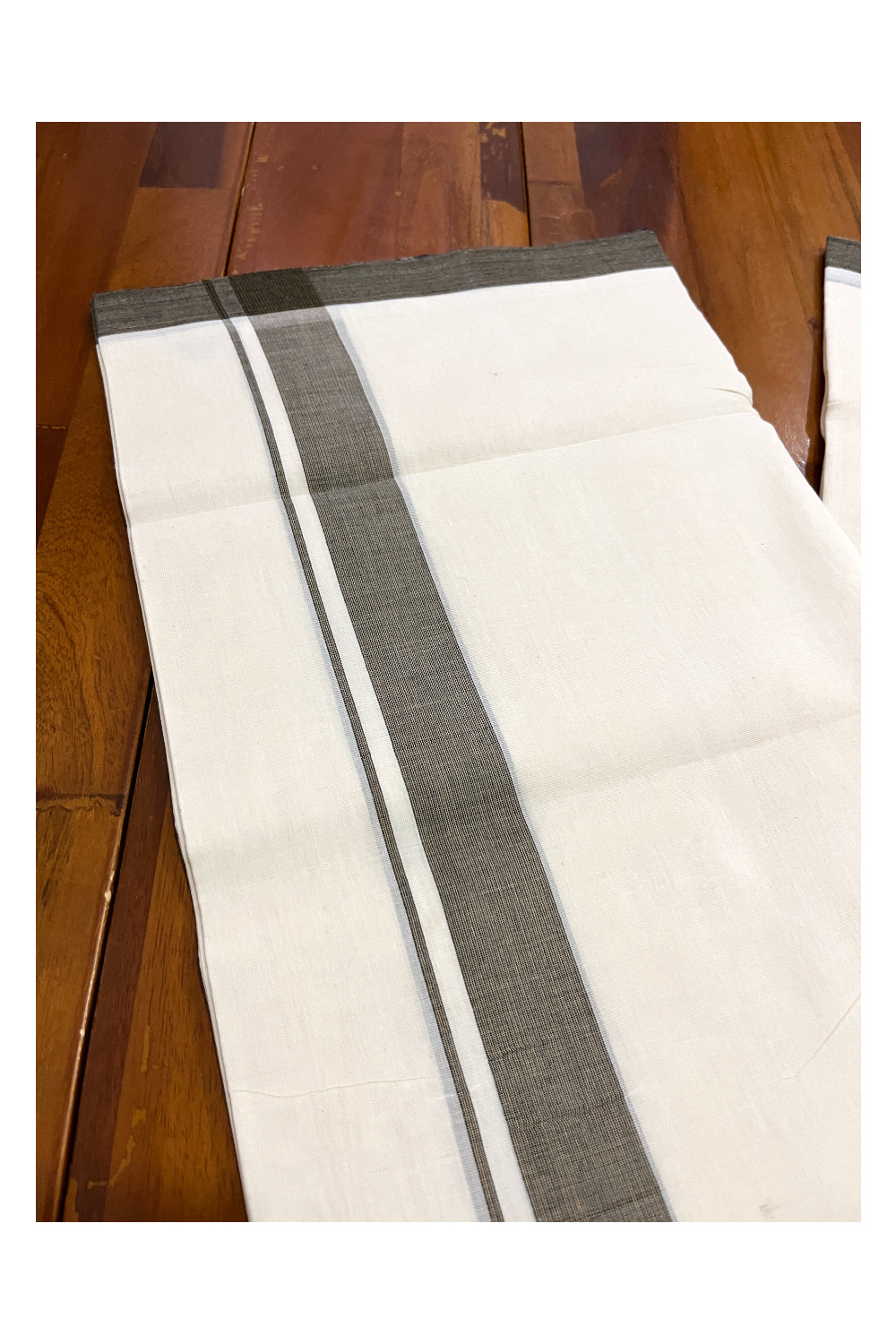 Southloom Premium Unakkupaavu Handloom Mundu with Dark Grey Border (South Indian Kerala Dhoti)