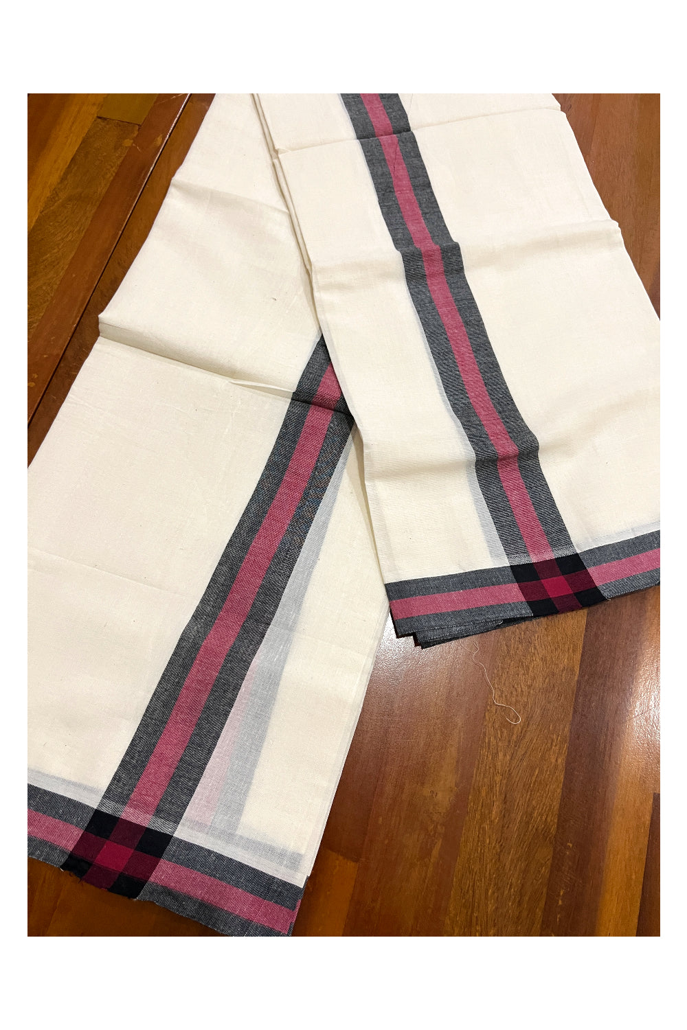 Kerala Cotton Mulloth Mundum Neriyathum Single (Set Mundu) with Black and Maroon Border (Extra Soft Cotton)