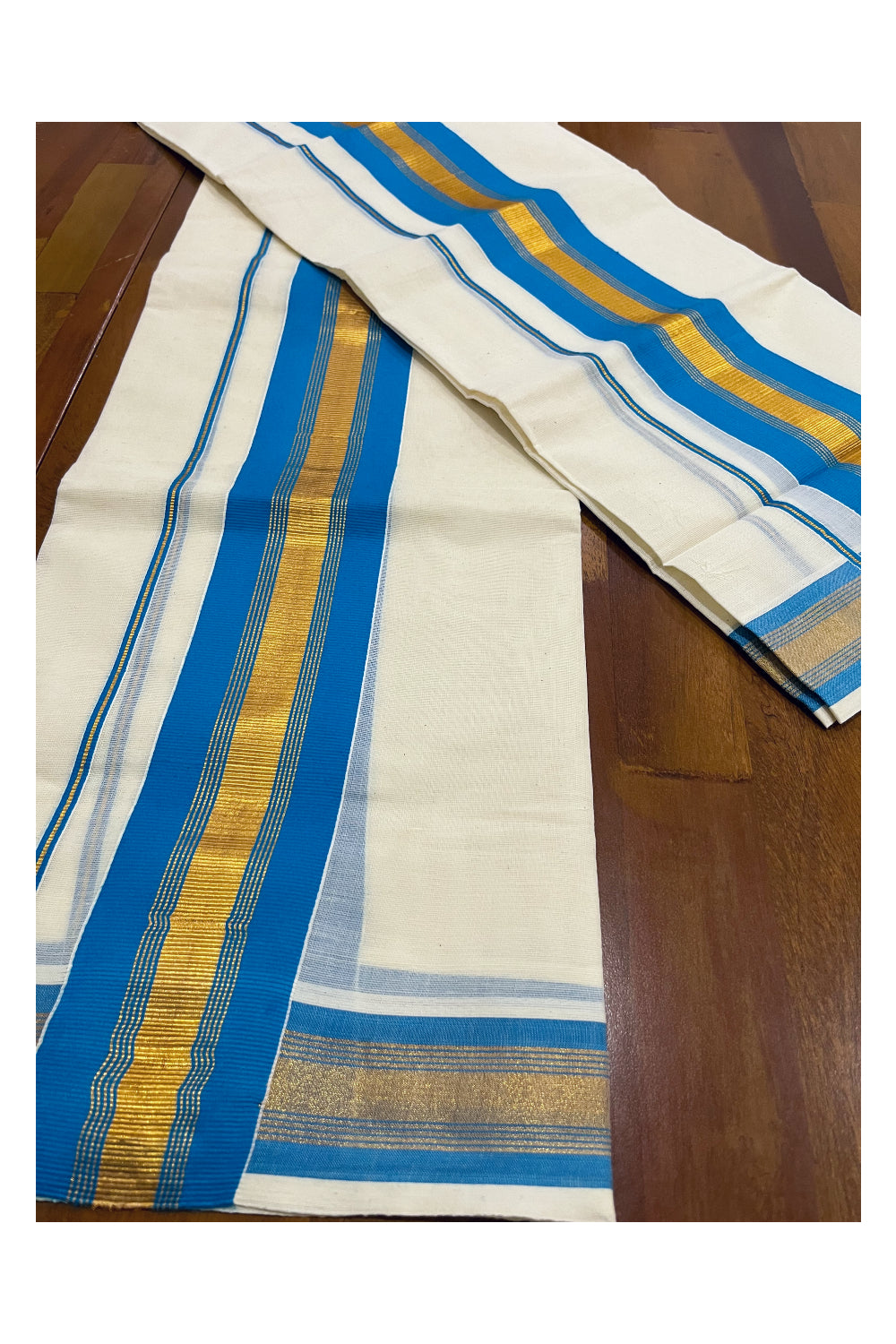 Pure Cotton Kerala Single Set Mundu (Mundum Neriyathum) with Blue and Kasavu Border