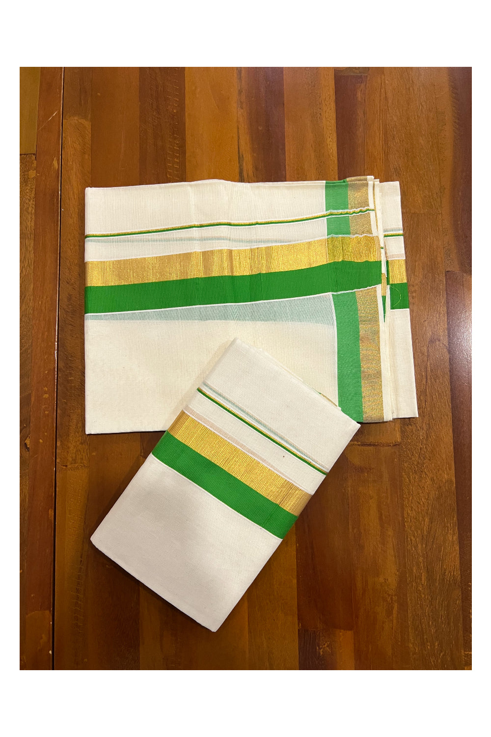 Pure Cotton Kerala Single Set Mundu (Mundum Neriyathum) with Light Green and Kasavu Border 2.80 Mtrs