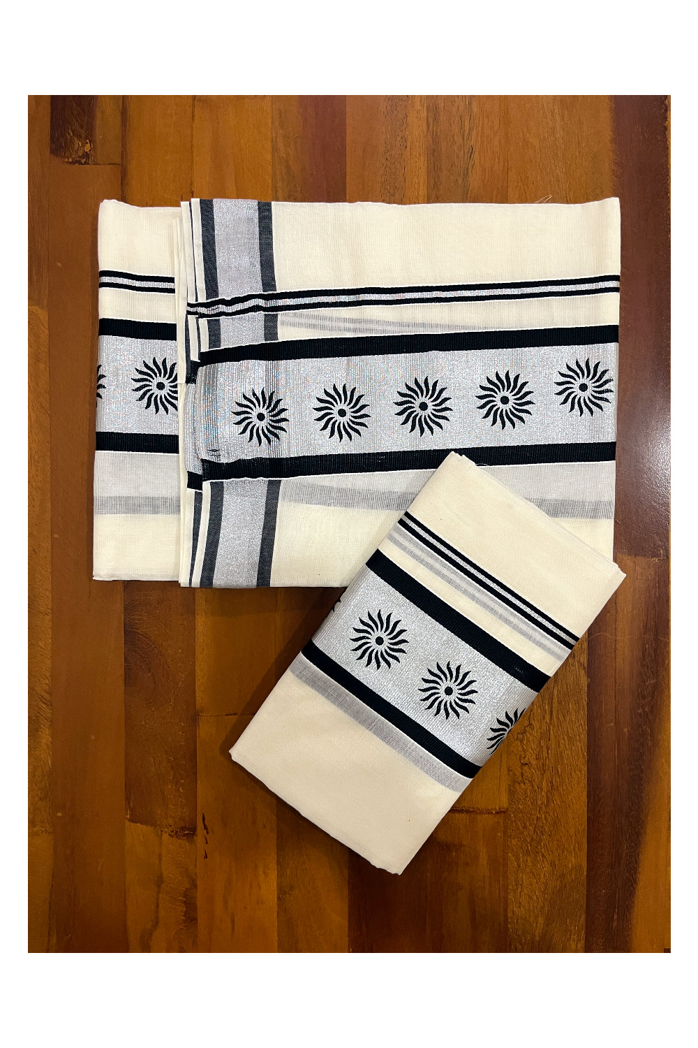 Kerala Cotton Mundum Neriyathum Single (Set Mundu) with Black Block Prints in Silver Border