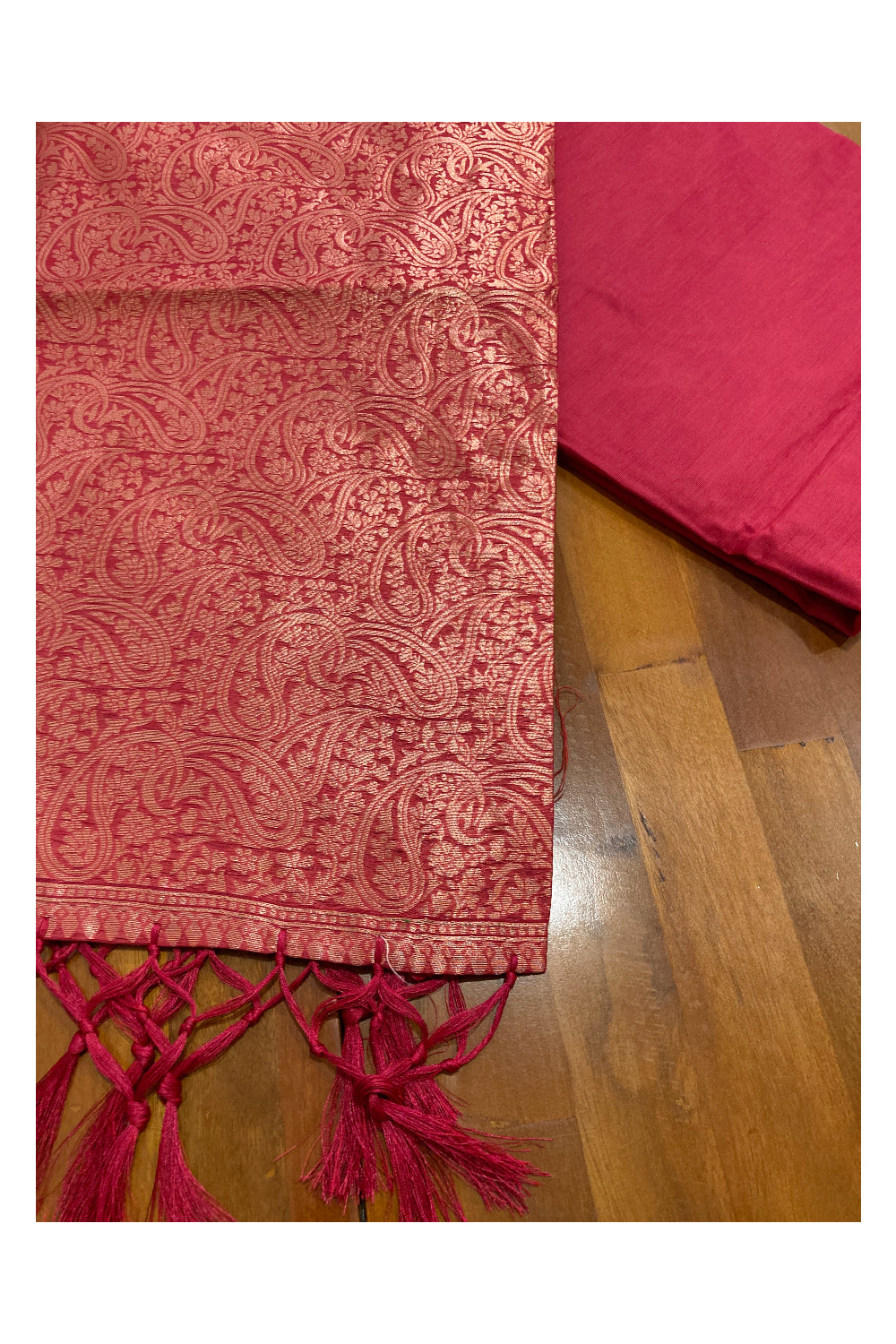 Southloom Semi Tussar Kasavu Paisley Designer Woven Works in Red Saree