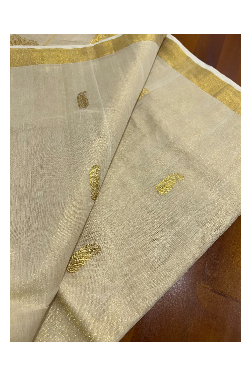 Southloom Onam 2022 Premium Handloom Tissue Kasavu Saree with Hand Woven Motifs