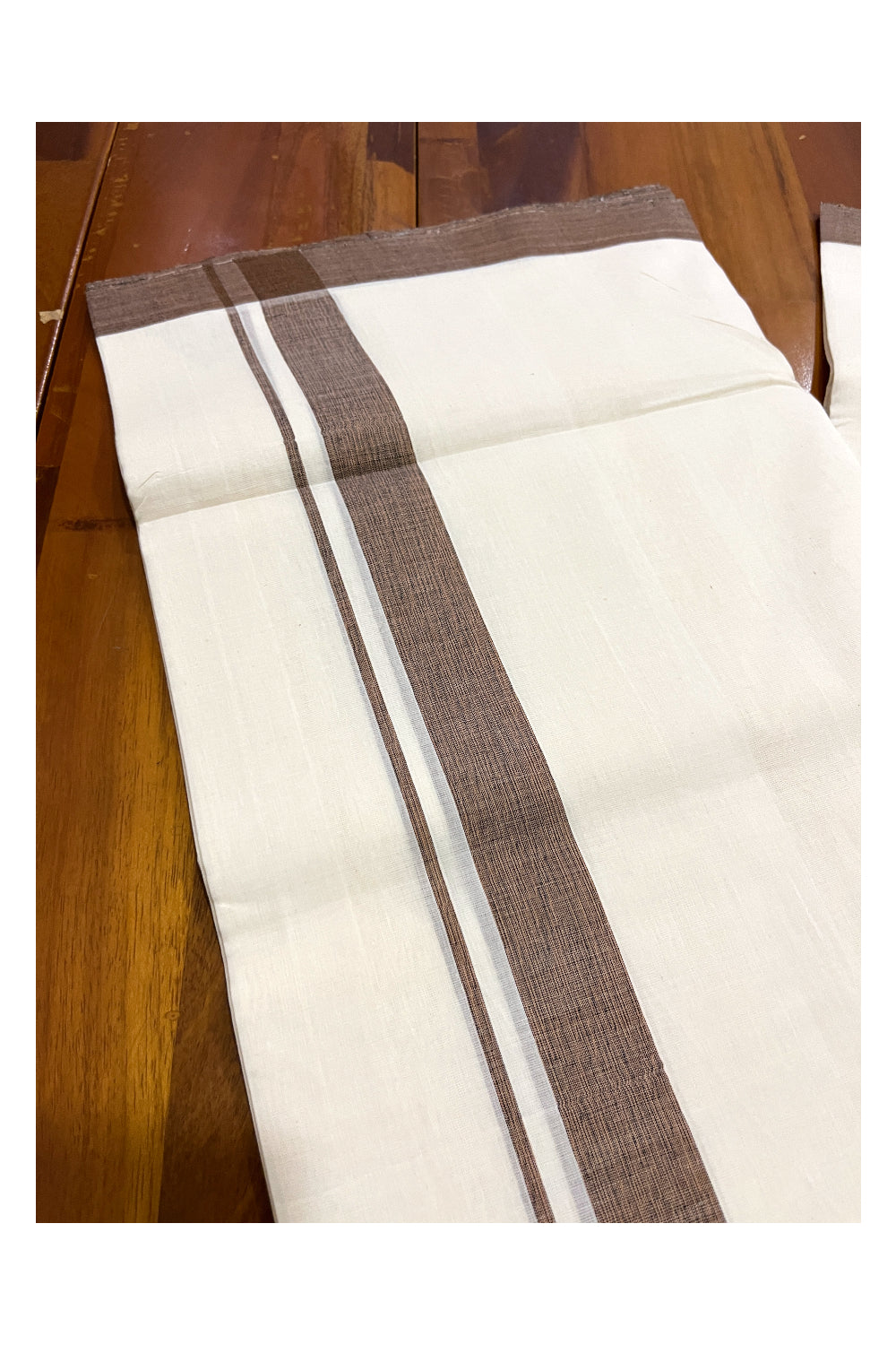 Southloom Premium Unakkupaavu Handloom Mundu with Brown Border (South Indian Kerala Dhoti)