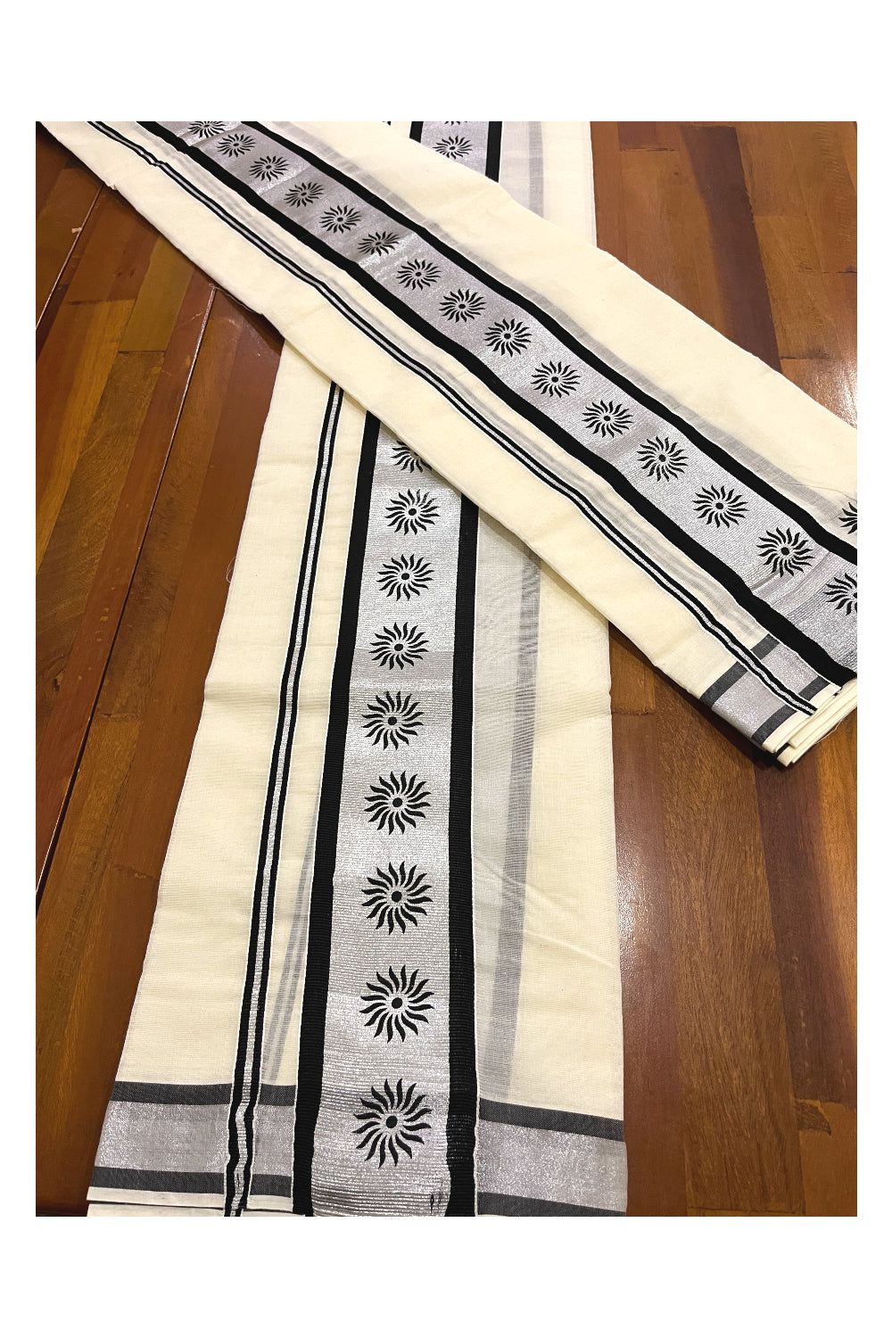 Kerala Cotton Mundum Neriyathum Single (Set Mundu) with Black Block Prints in Silver Border