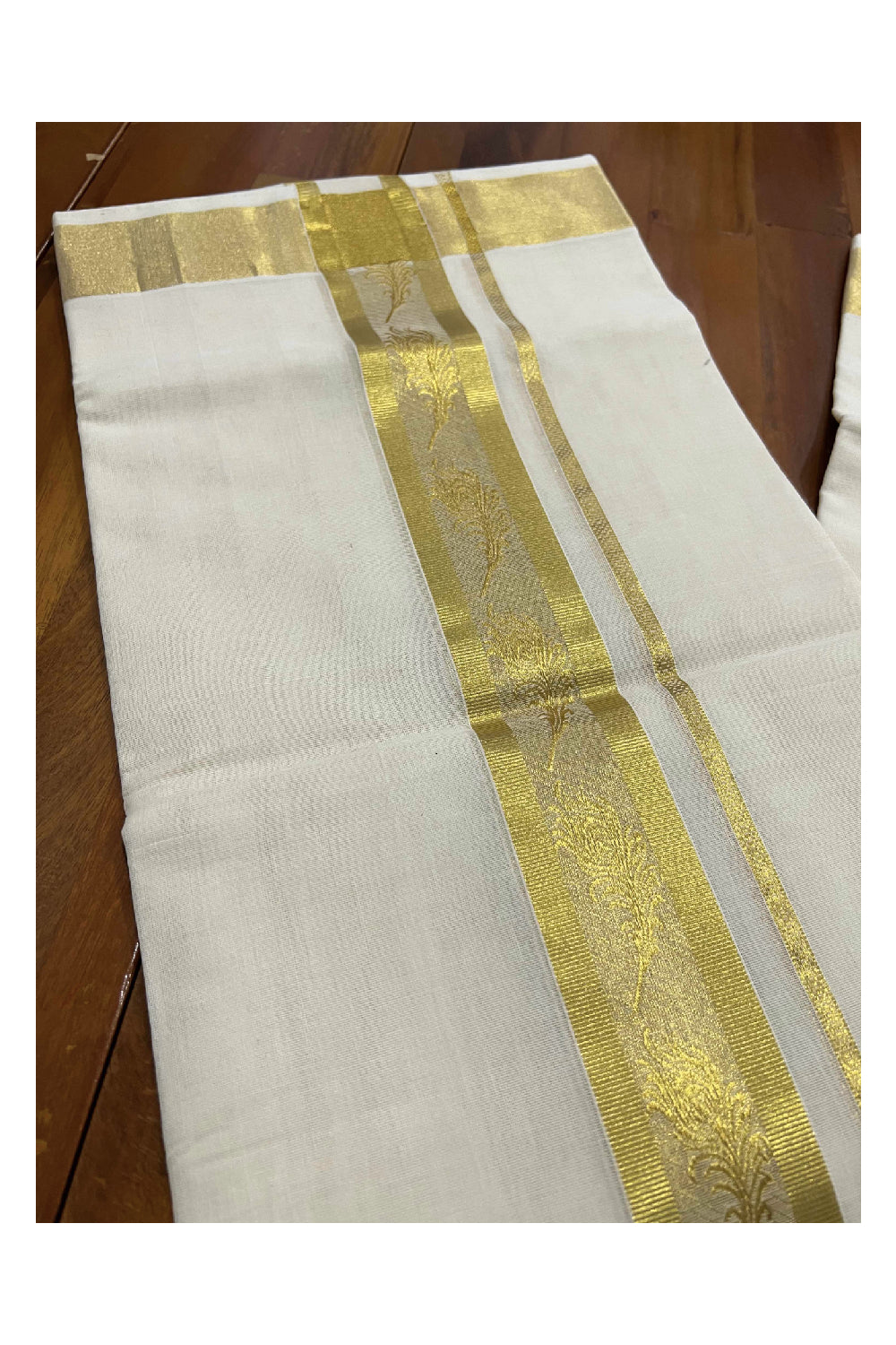 Southloom Balaramapuram Handloom Pure Cotton Wedding Mundu with Kasavu Woven Kara (South Indian Dhoti)