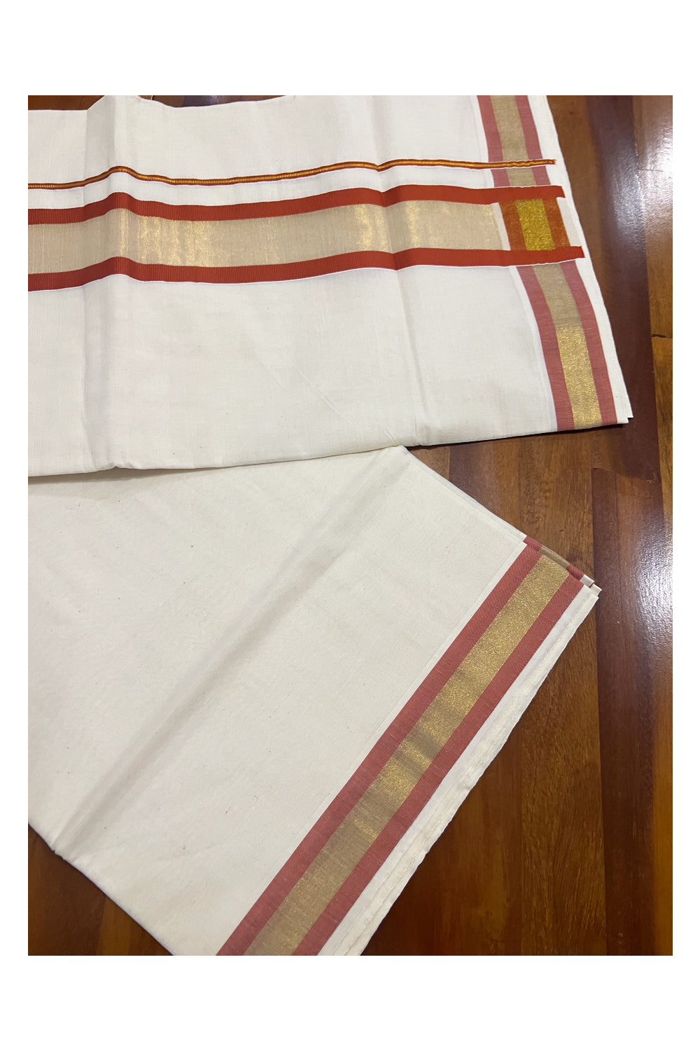 Pure Cotton Kerala Plain Saree with Kasavu and Maroon Border