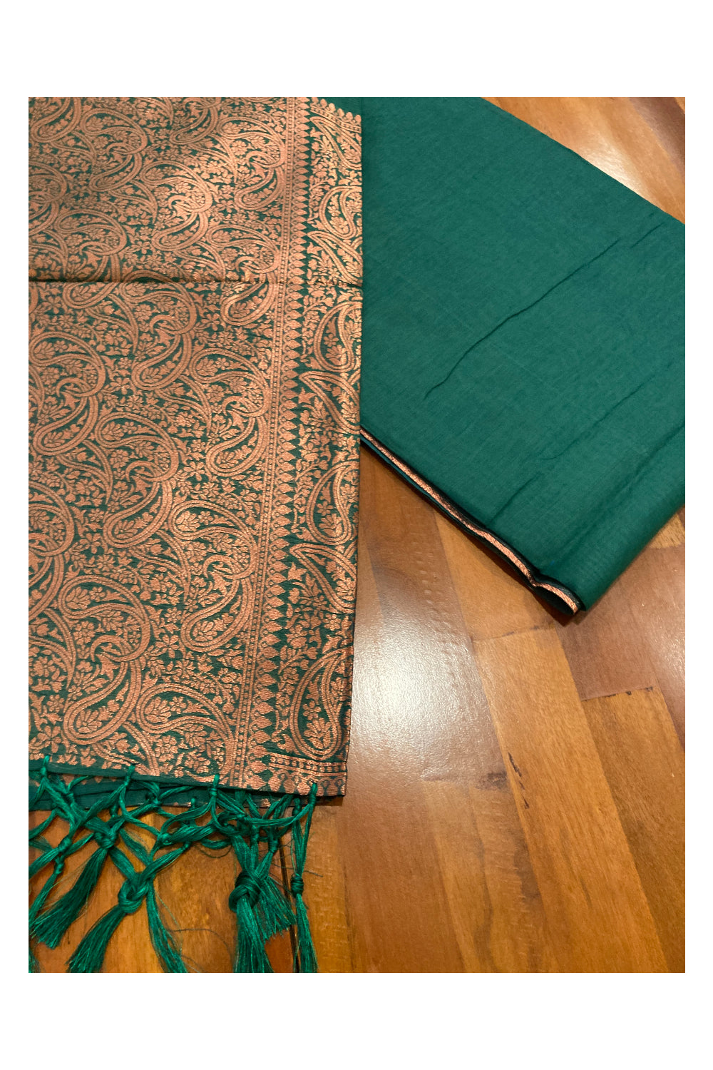 Southloom Semi Tussar Kasavu Paisley Designer Woven Works in Green Saree