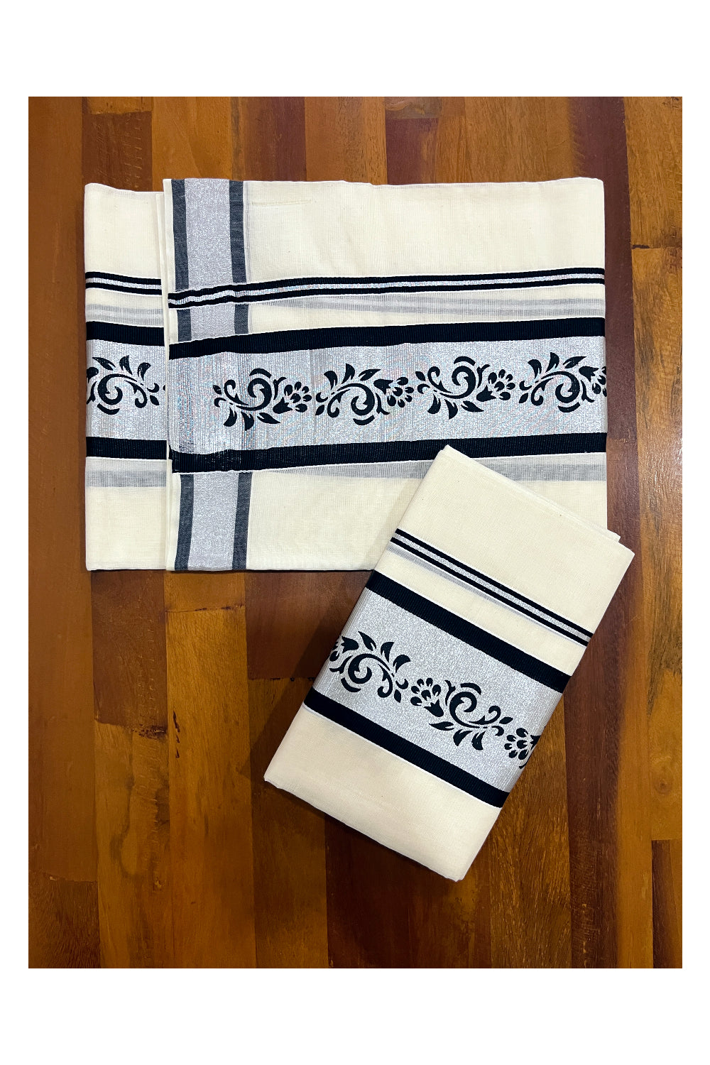 Kerala Cotton Mundum Neriyathum Single (Set Mundu) with Black Block Prints in Silver Border