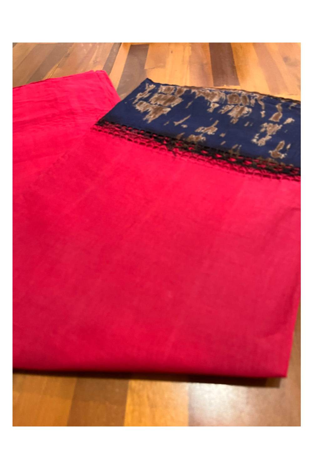 Southloom Pure Cotton Red Saree with Designer Blue Crochet works on Border