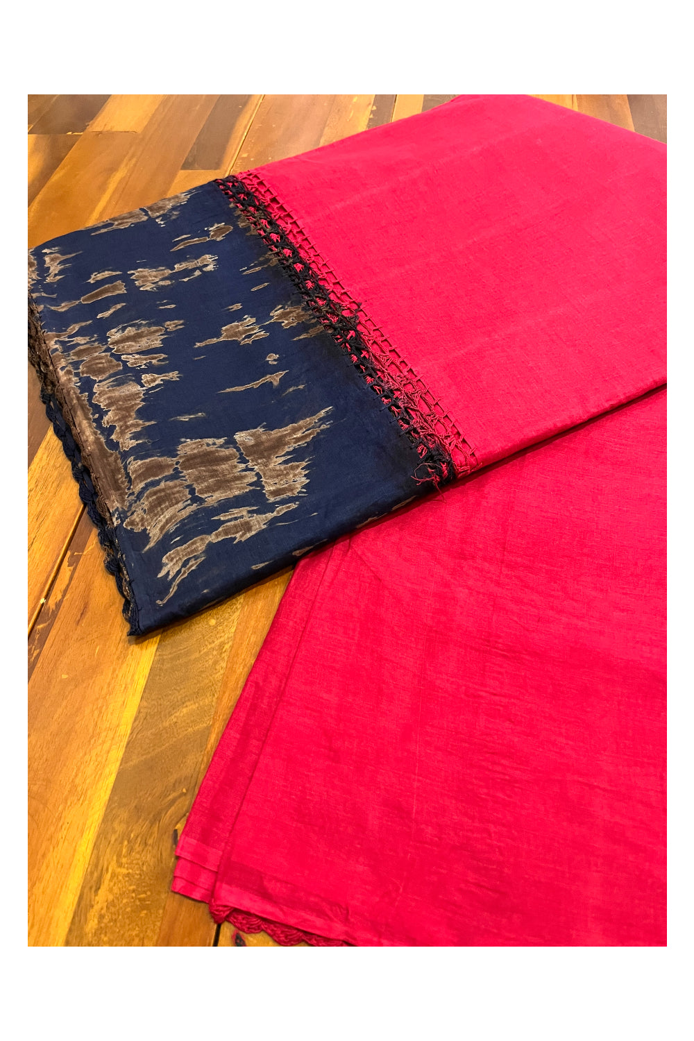 Southloom Pure Cotton Red Saree with Designer Blue Crochet works on Border