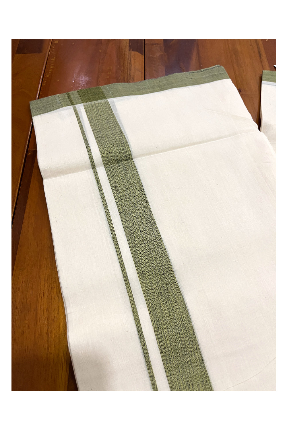 Southloom Premium Unakkupaavu Handloom Mundu with Green Border (South Indian Kerala Dhoti)