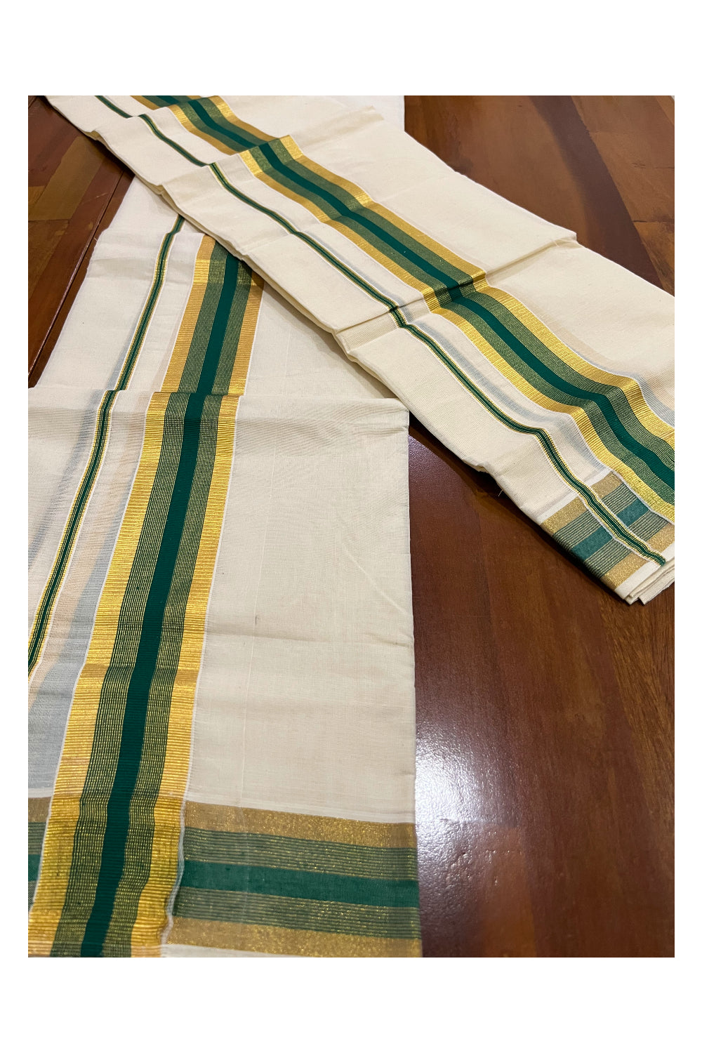 Kerala Cotton Mundum Neriyathum Single (Set Mundu) with Green and Kasavu Border 2.80 Mtrs