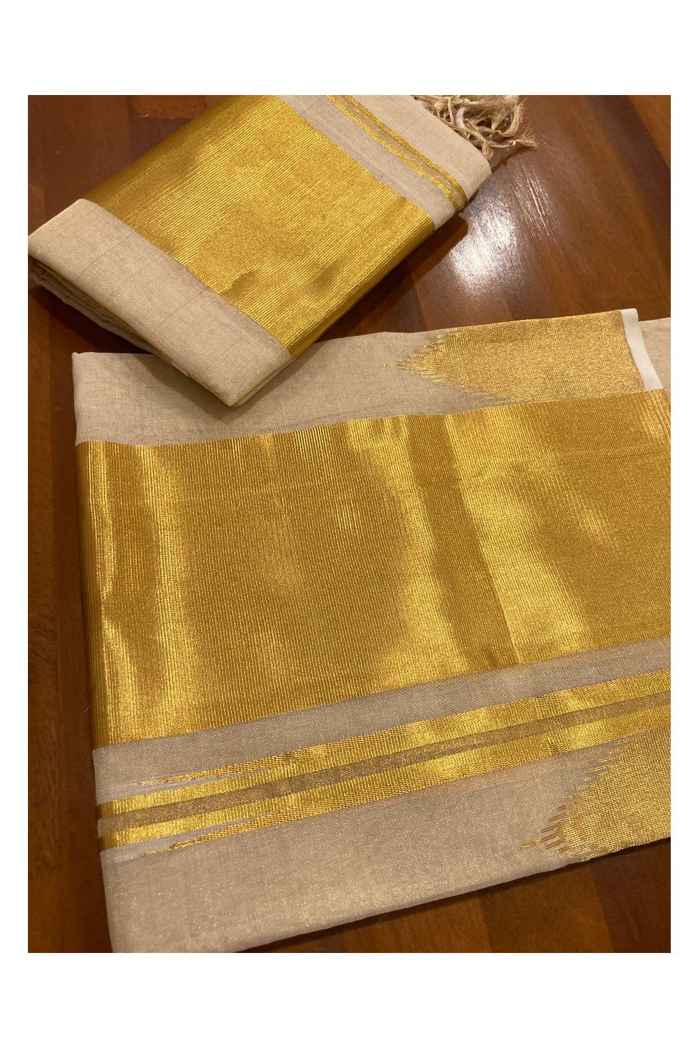 Southloom™ Handloom Tissue Kasavu Single Mundum Neriyathum (Set Mundu) with Temple work on Border