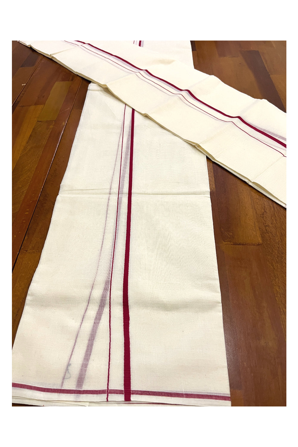 Kerala Cotton Mundum Neriyathum Single (Set Mundu) with Maroon Line Border