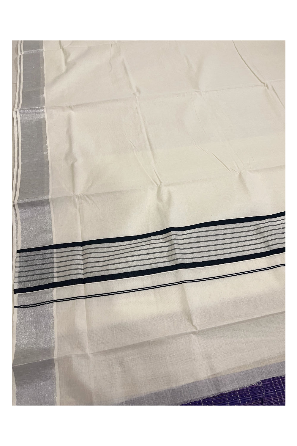 Kerala Pure Cotton Plain Saree with Silver Border and Silver Black Pallu