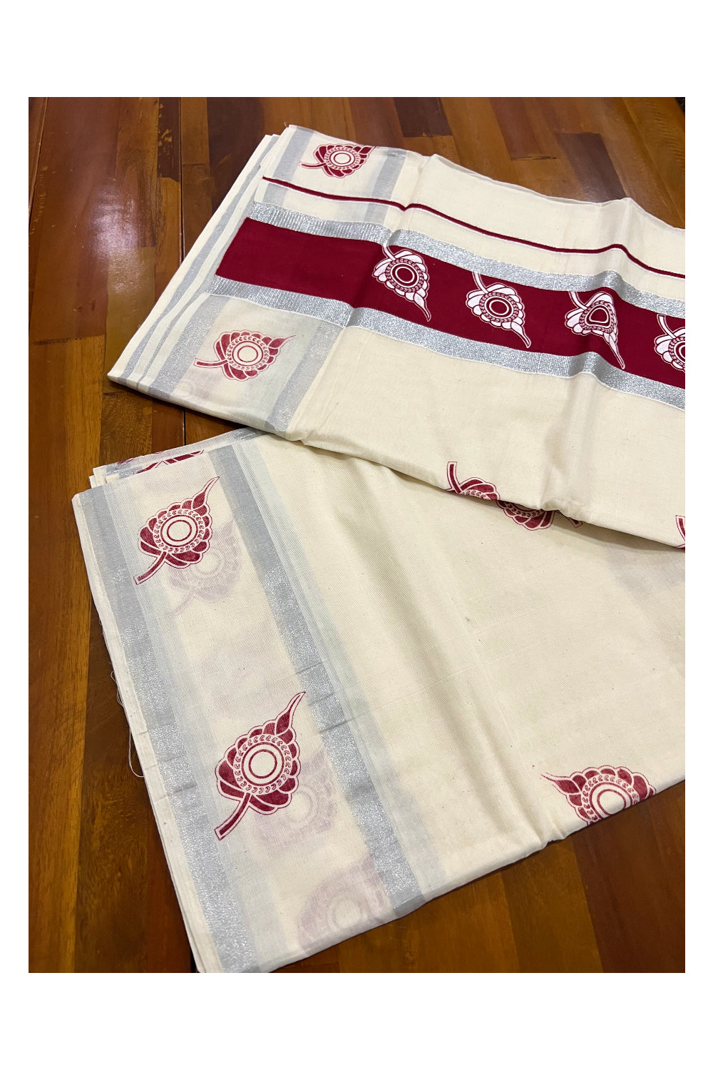 Pure Cotton Kerala Silver Kasavu Saree with White Leaf Block Printed Design in Maroon Pallu