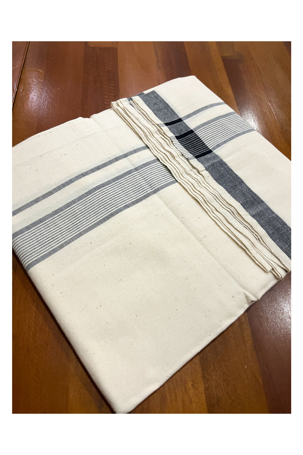 Southloom Balaramapuram Handloom Off White SINGLE Mundu (Otta Mundu) with Black Line Border (South Indian Dhoti)