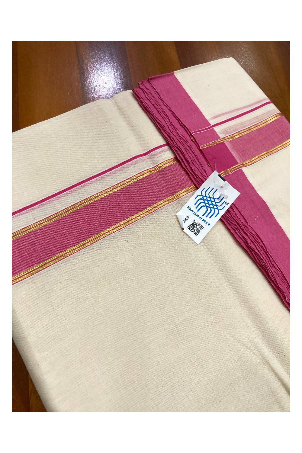 Southloom Premium Handloom Pure Cotton Mundu with Kasavu and Pink Border (South Indian Kerala Dhoti)