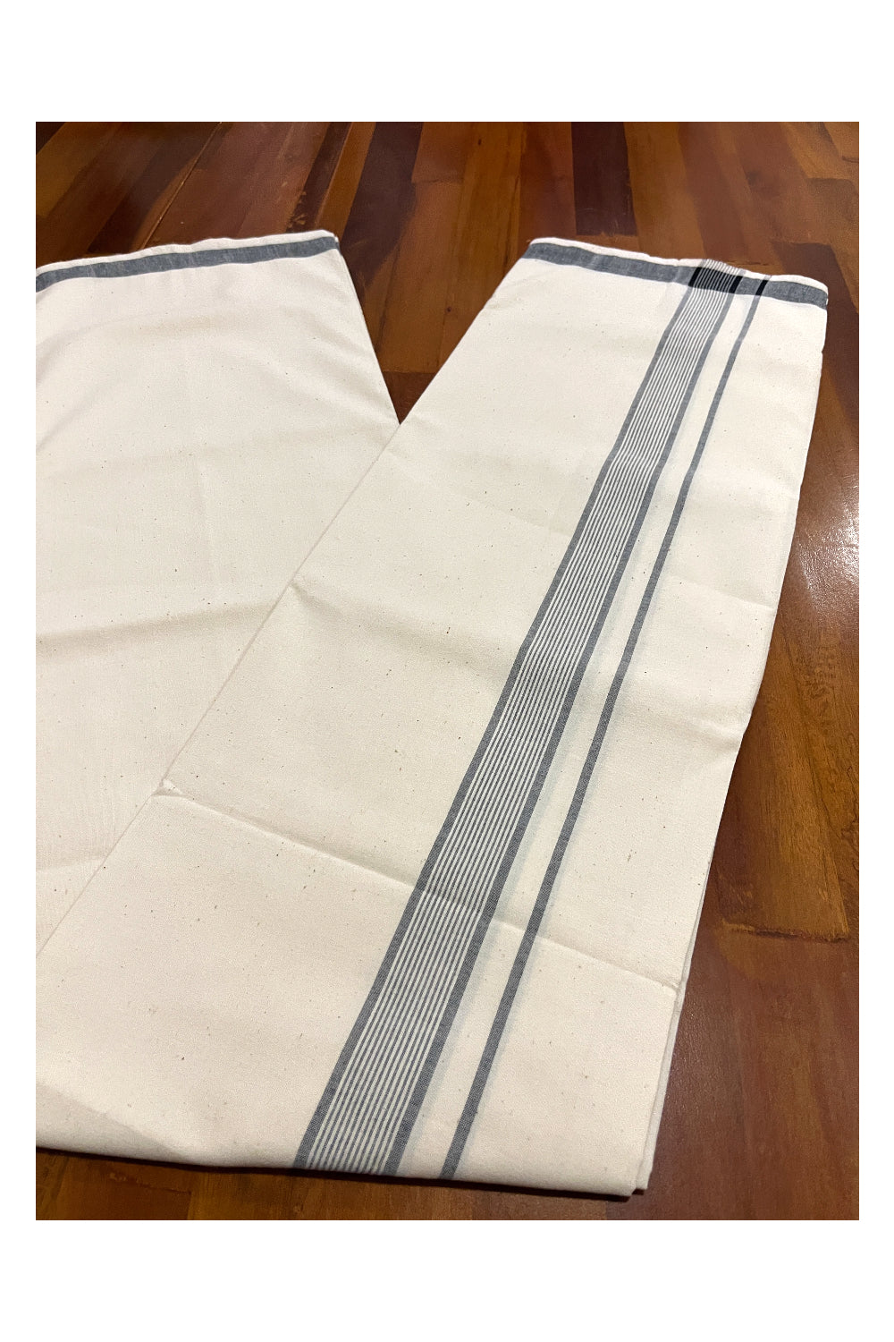 Southloom Balaramapuram Handloom Off White SINGLE Mundu (Otta Mundu) with Black Line Border (South Indian Dhoti)