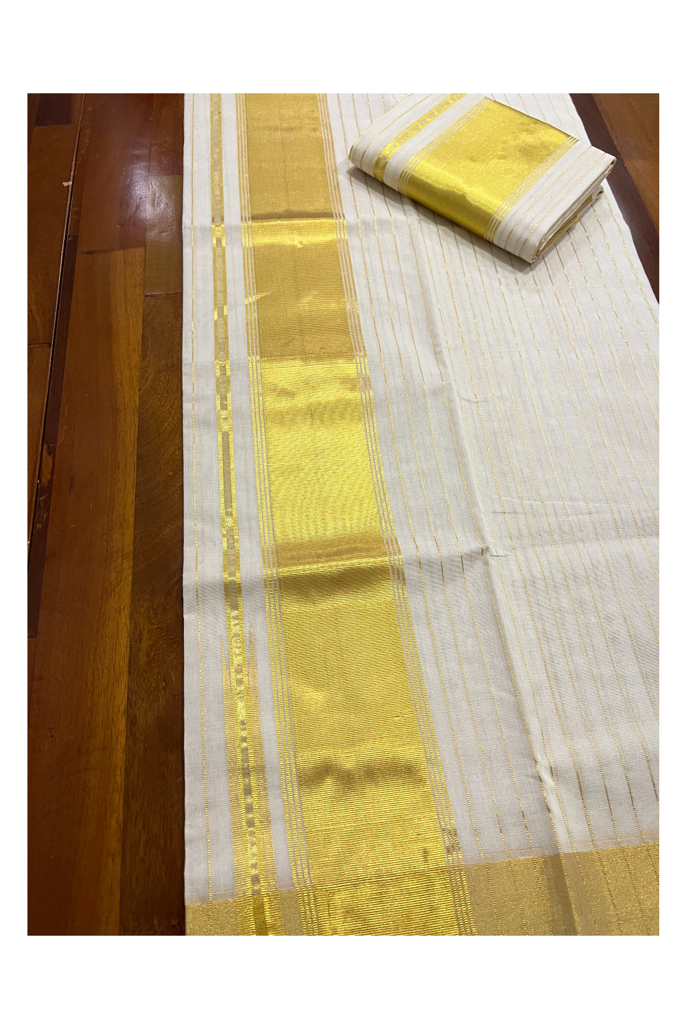 Southloom Super Premium Balaramapuram Pure Cotton Unakkupaavu Lines Kasavu Wedding Pudava 5 x 4 Set Mundu 2.80 Mtrs