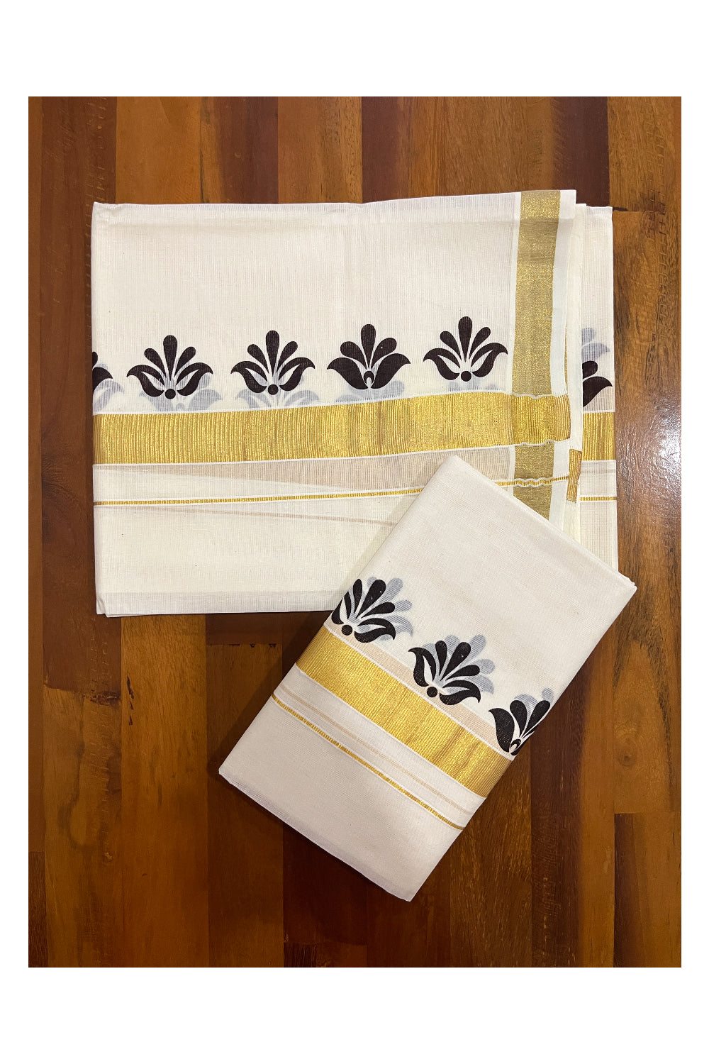 Kerala Cotton Kasavu Mundum Neriyathum Single (Set Mundu) with Brown Block Printed Border 2.80 Mtrs