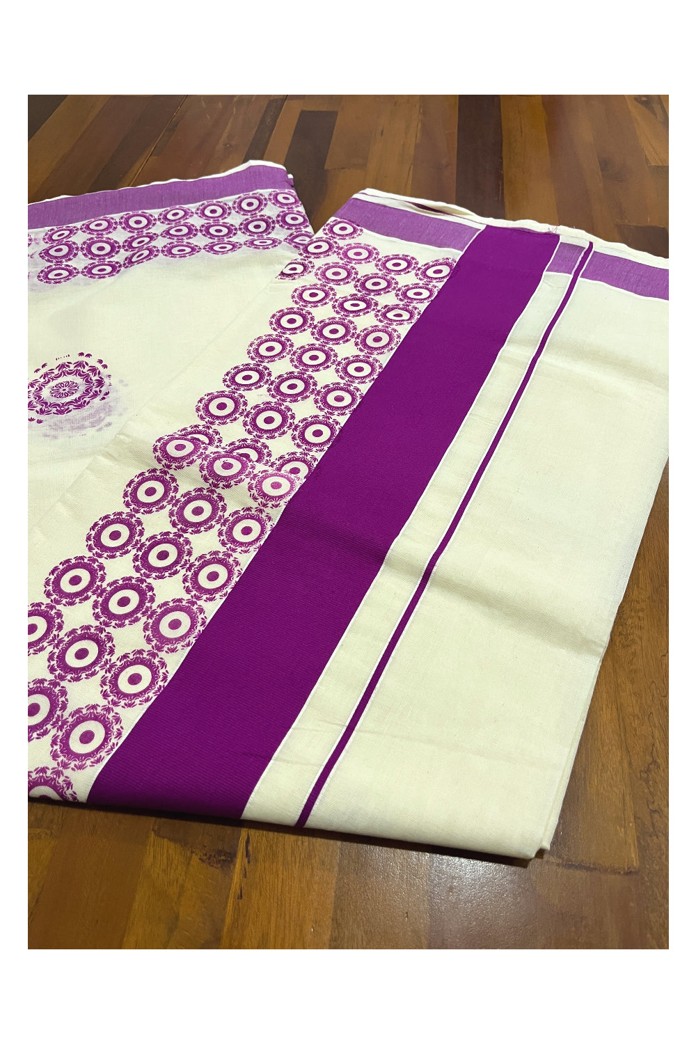 Pure Cotton Kerala Saree with Magenta Block Prints on Border and Pallu