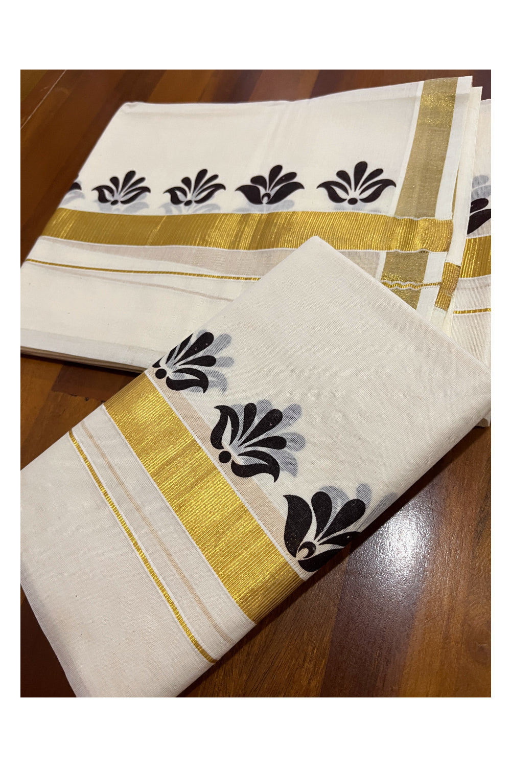 Kerala Cotton Kasavu Mundum Neriyathum Single (Set Mundu) with Brown Block Printed Border 2.80 Mtrs