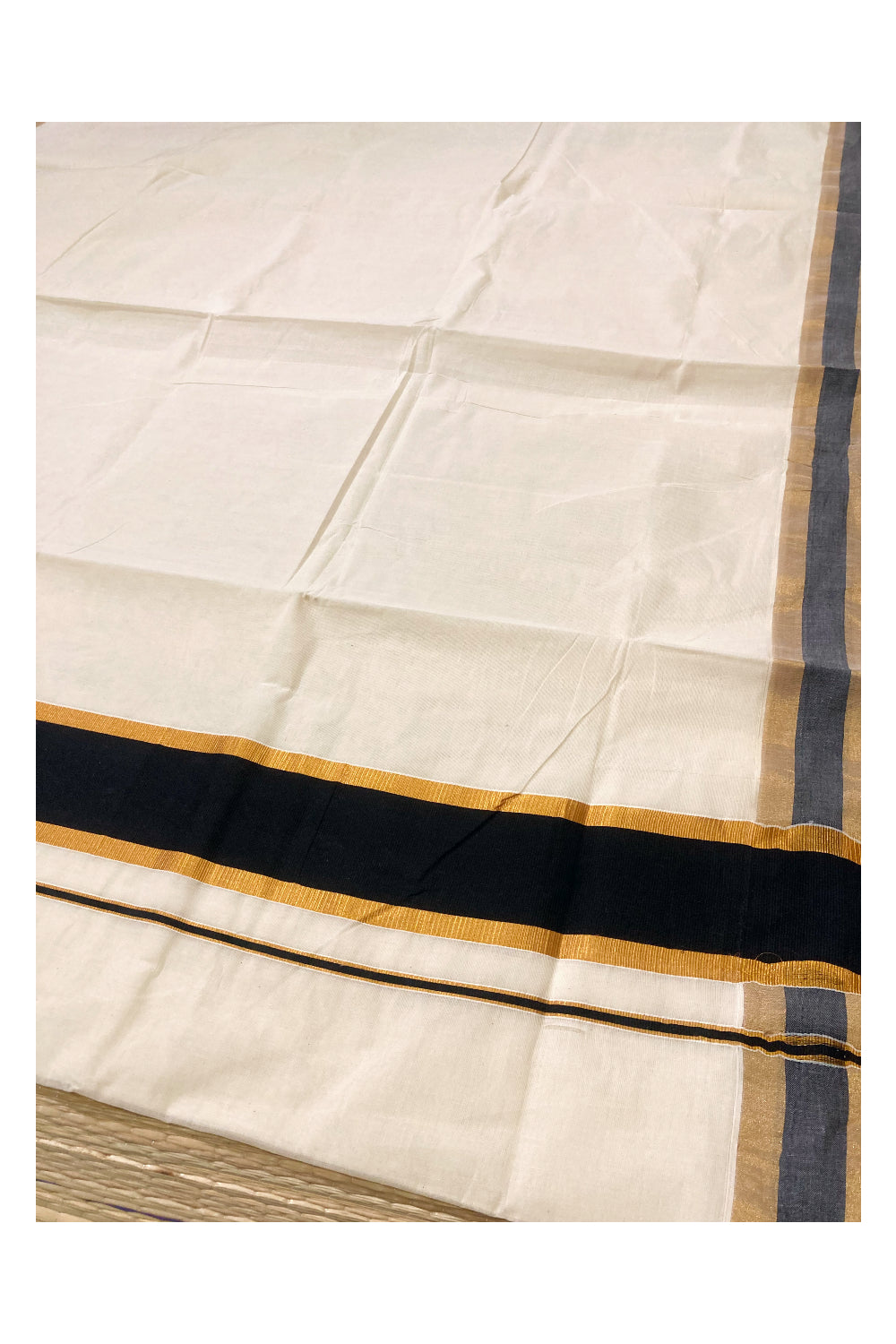 Kerala Pure Cotton Plain Saree with Kasavu and Black Border