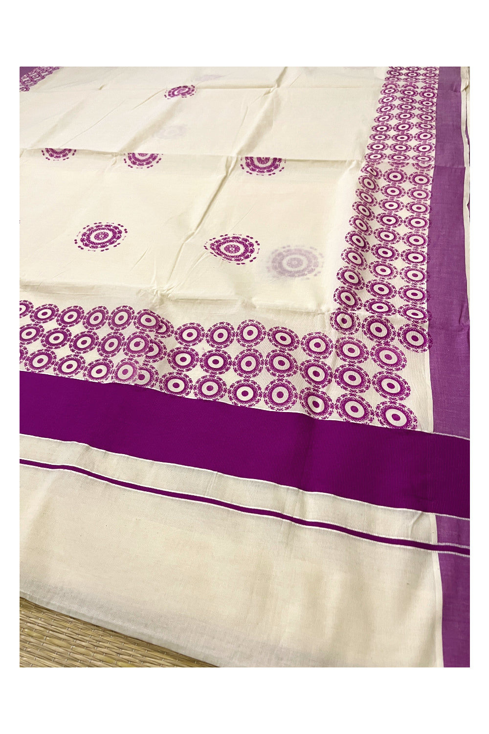 Pure Cotton Kerala Saree with Magenta Block Prints on Border and Pallu