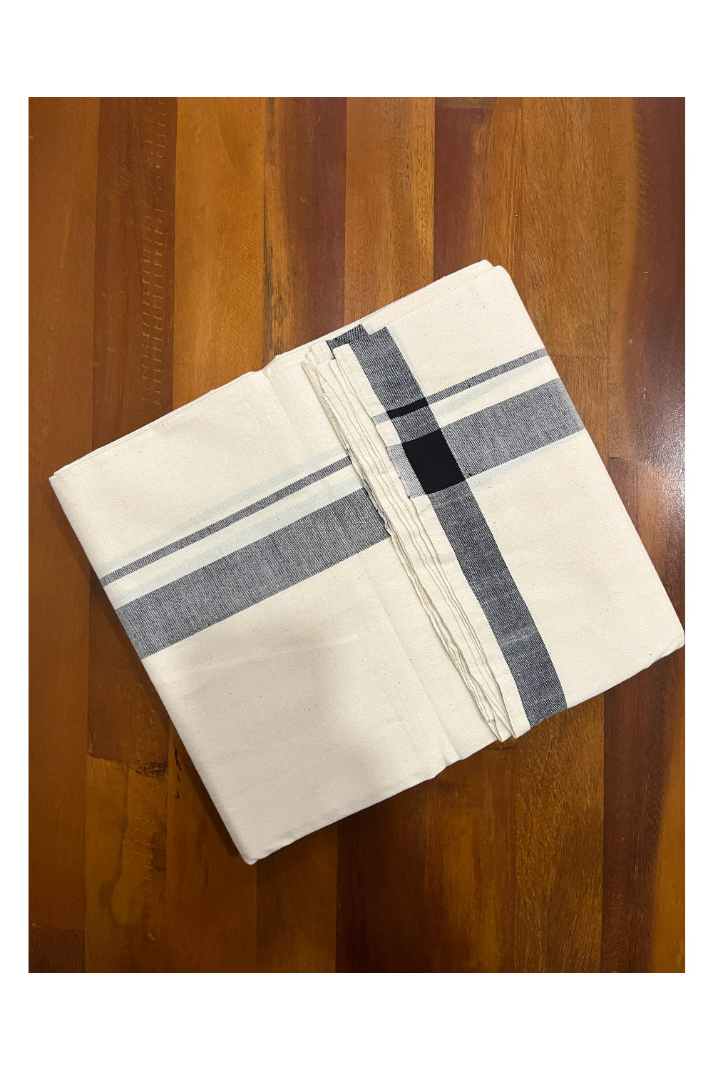 Southloom Balaramapuram Handloom Off White SINGLE Mundu (Otta Mundu) with Black Border (South Indian Dhoti)