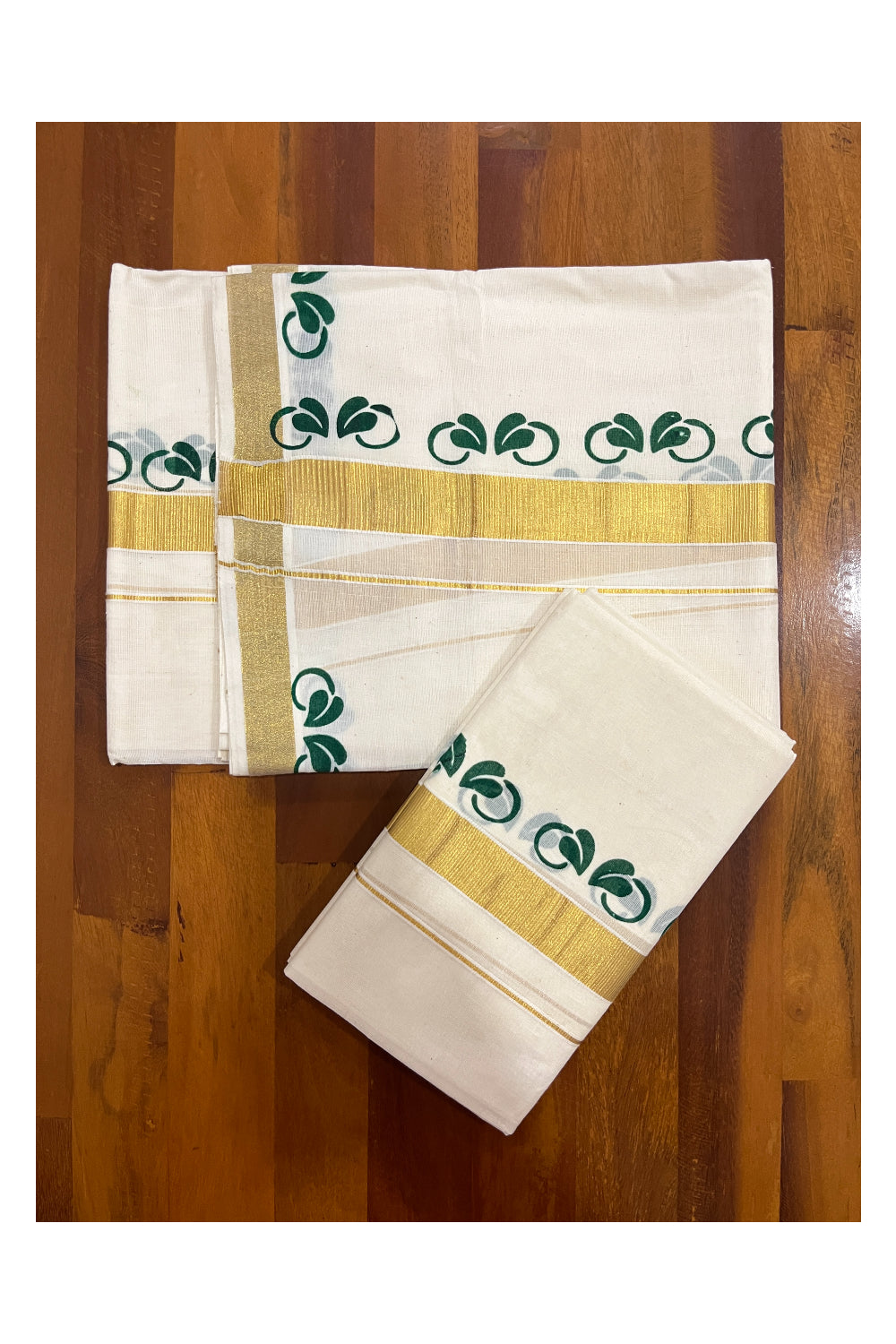 Kerala Cotton Kasavu Mundum Neriyathum Single (Set Mundu) with Green Block Printed Border 2.80 Mtrs