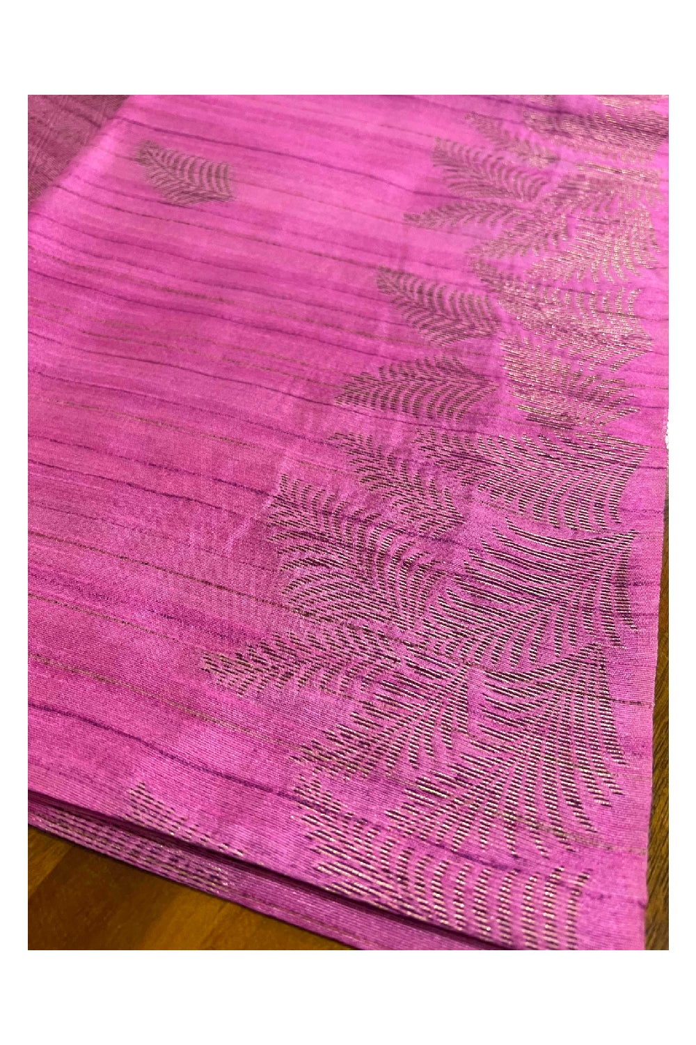 Southloom Magenta Semi Tussar Designer Saree with Tassels